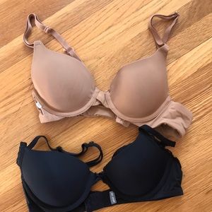 Pair underwire bras